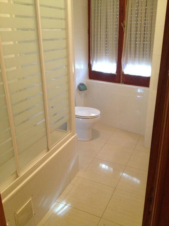 Hostal Cervantes Valdemoro Ruang foto