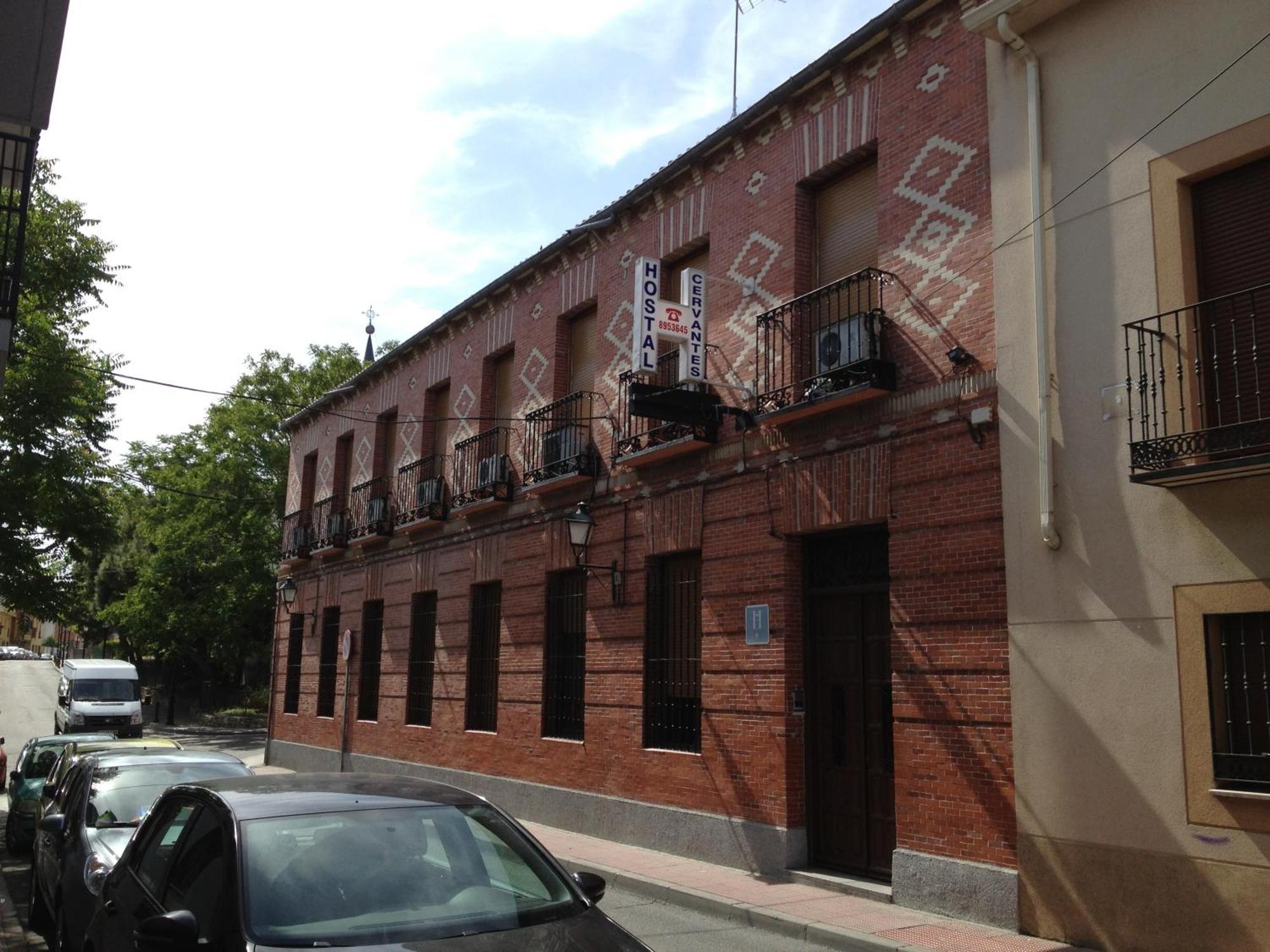 Hostal Cervantes Valdemoro Bagian luar foto