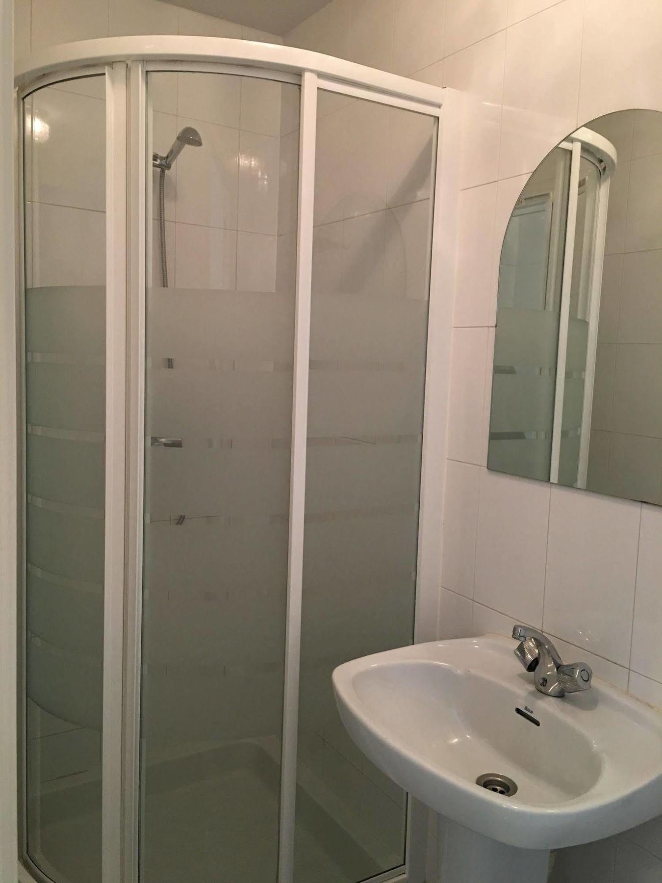 Hostal Cervantes Valdemoro Bagian luar foto